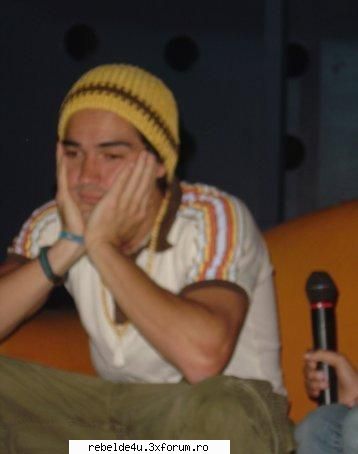 dea dea...vatzy obisnuit ...picz>:) - miky_16 - Poncho