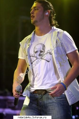 first step?photos..>:) - schwarz_girl_heart - Christopher