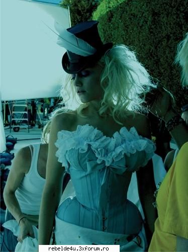 gwen stefani - miky_16 - Music...