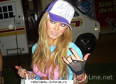 poze - schwarz_girl_heart - Anahi