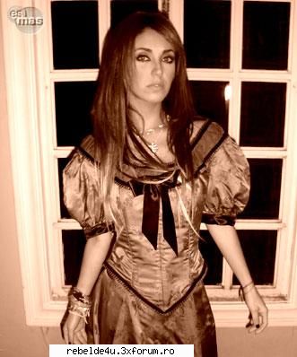 poze - schwarz_girl_heart - Anahi