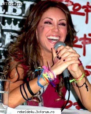 poze - schwarz_girl_heart - Anahi