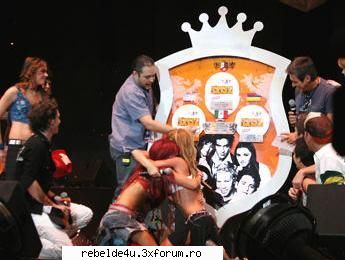 poze k fetele din rebelde - vam zis yo k se iubesc mult =)) - Y soy rebelde.....