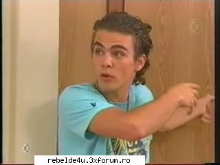 scene din novela - schwarz_girl_heart - Y soy rebelde.....