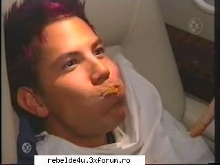 scene din novela - miky_16 - Y soy rebelde.....
