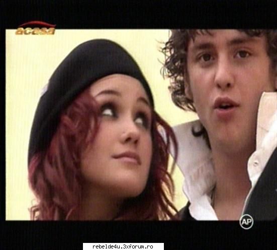 scene din novela - schwarz_girl_heart - Y soy rebelde.....