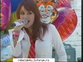 scene din novela - schwarz_girl_heart - Y soy rebelde.....