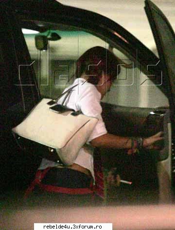 toti membrii rbd fumeaza!!! - schwarz_girl_heart - Y soy rebelde.....